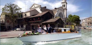  Celebra Su Boda con Nosotros 